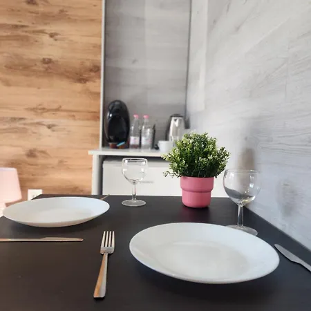 Continental 5 Apartman Szófia